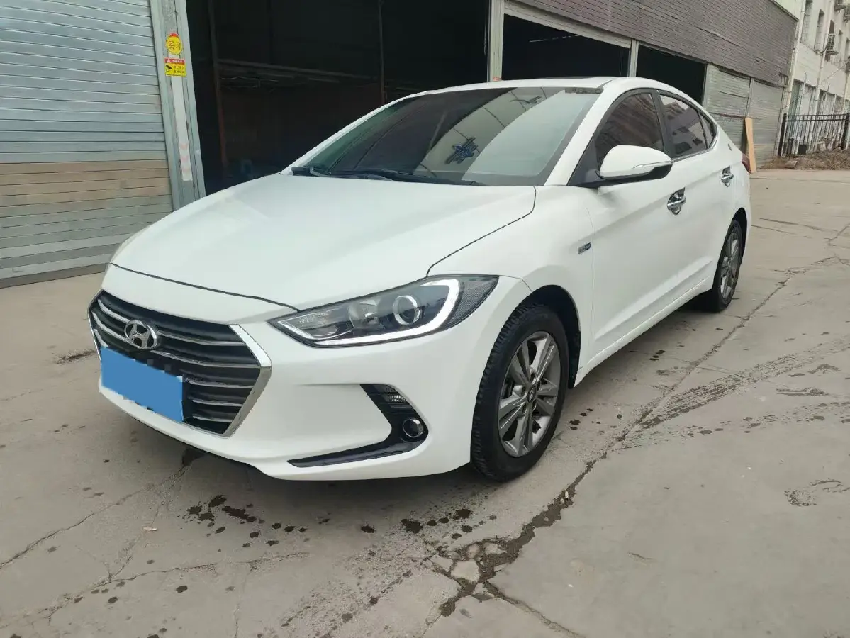 2018 Hyundai Elantra 1.4T 130HP L4 7DCT
