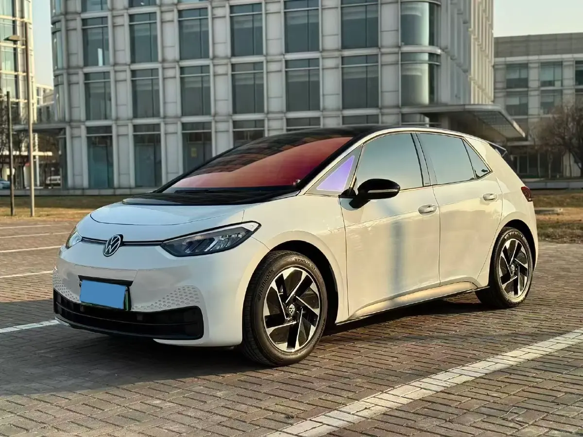 2024 Volkswagen ID.3 BEV 52.8KWH