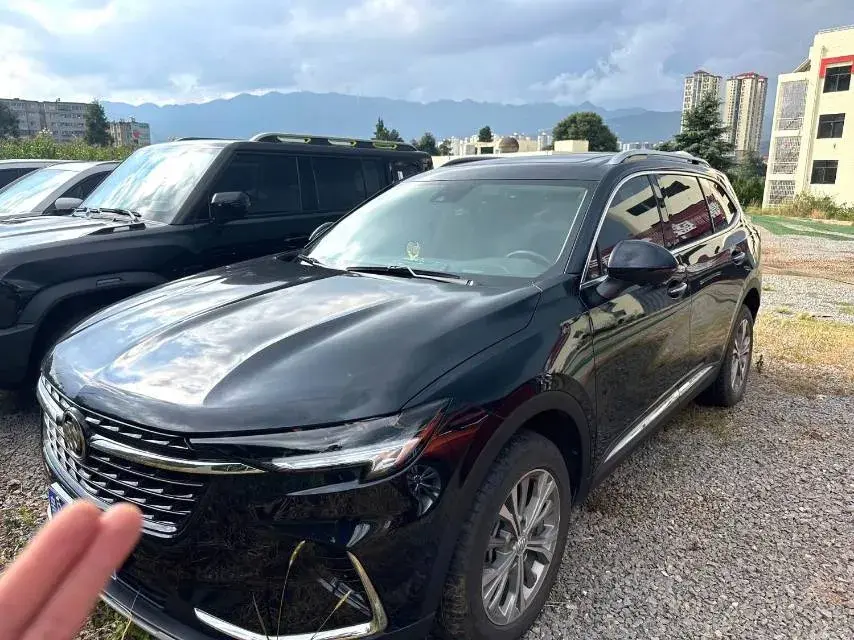 2022 Buick EnvisionPlus 1.5T 211HP L4 9AT