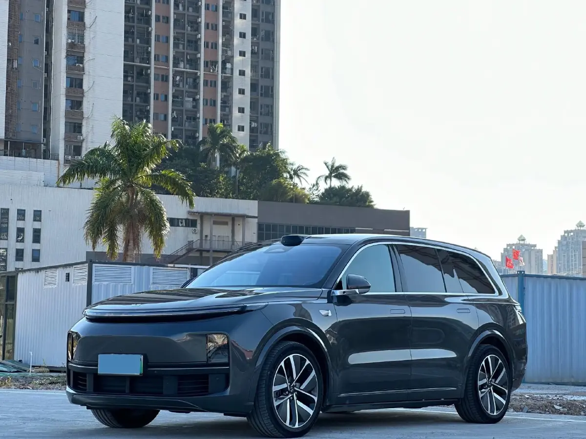 2022 Li L9 Range Extended 154HP REEV 42.6KWH