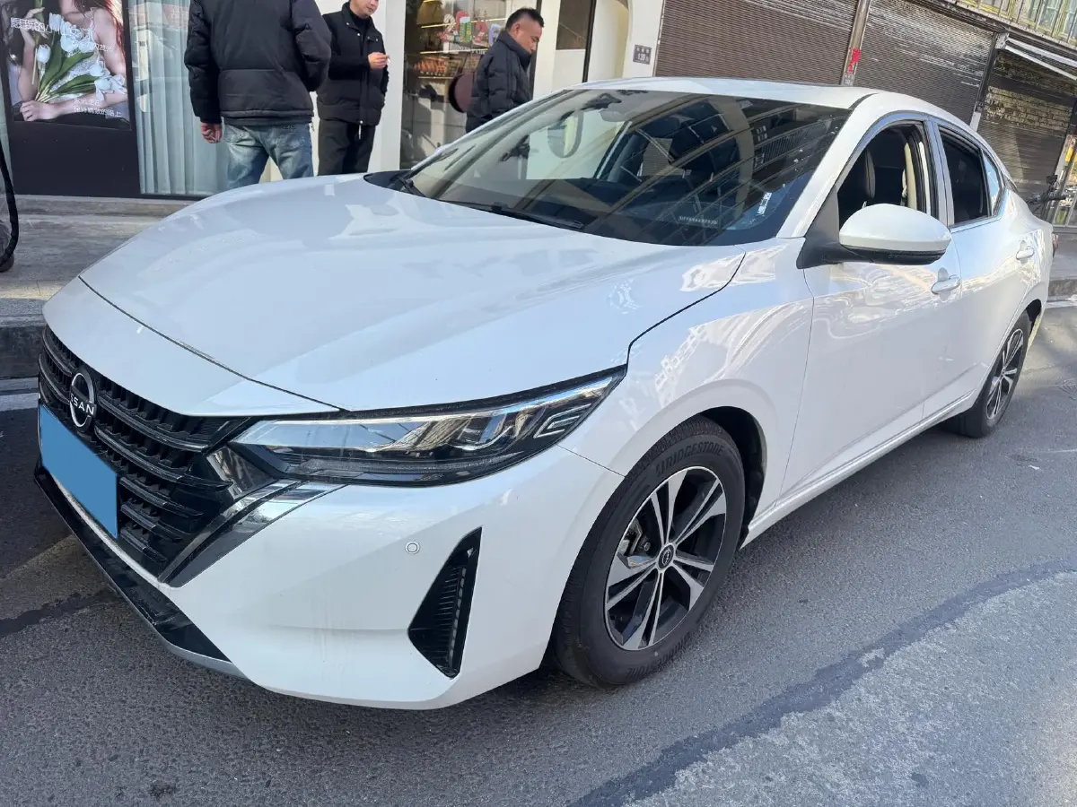 2023 Nissan Sylphy 1.6L 135HP L4 CVT