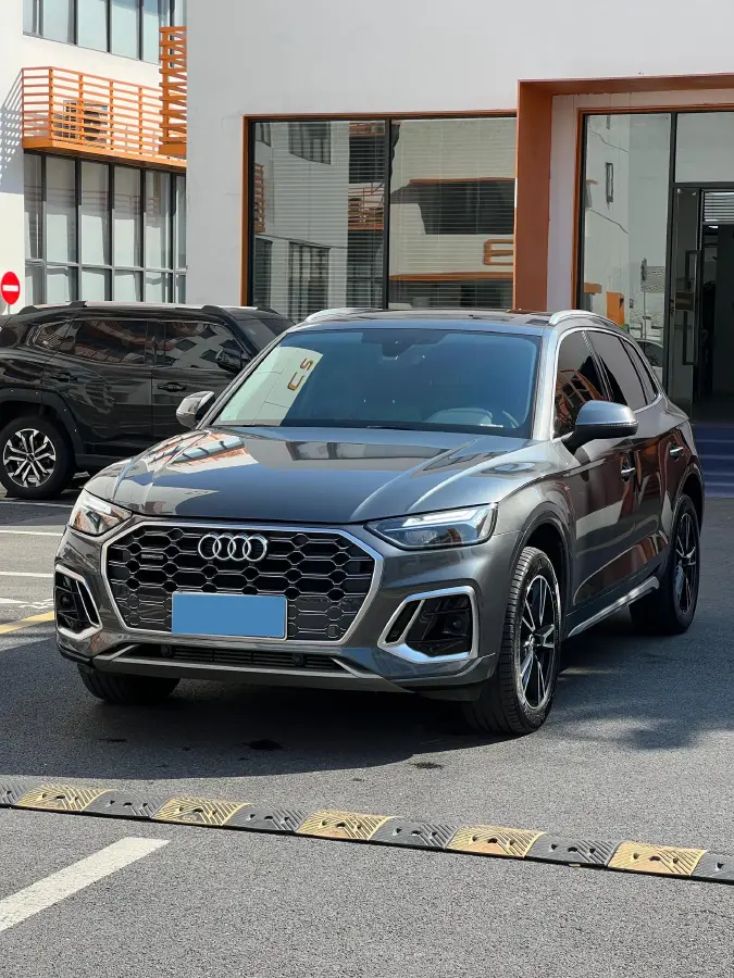 2022 Audi Q5L 2.0T 190HP L4 7DCT