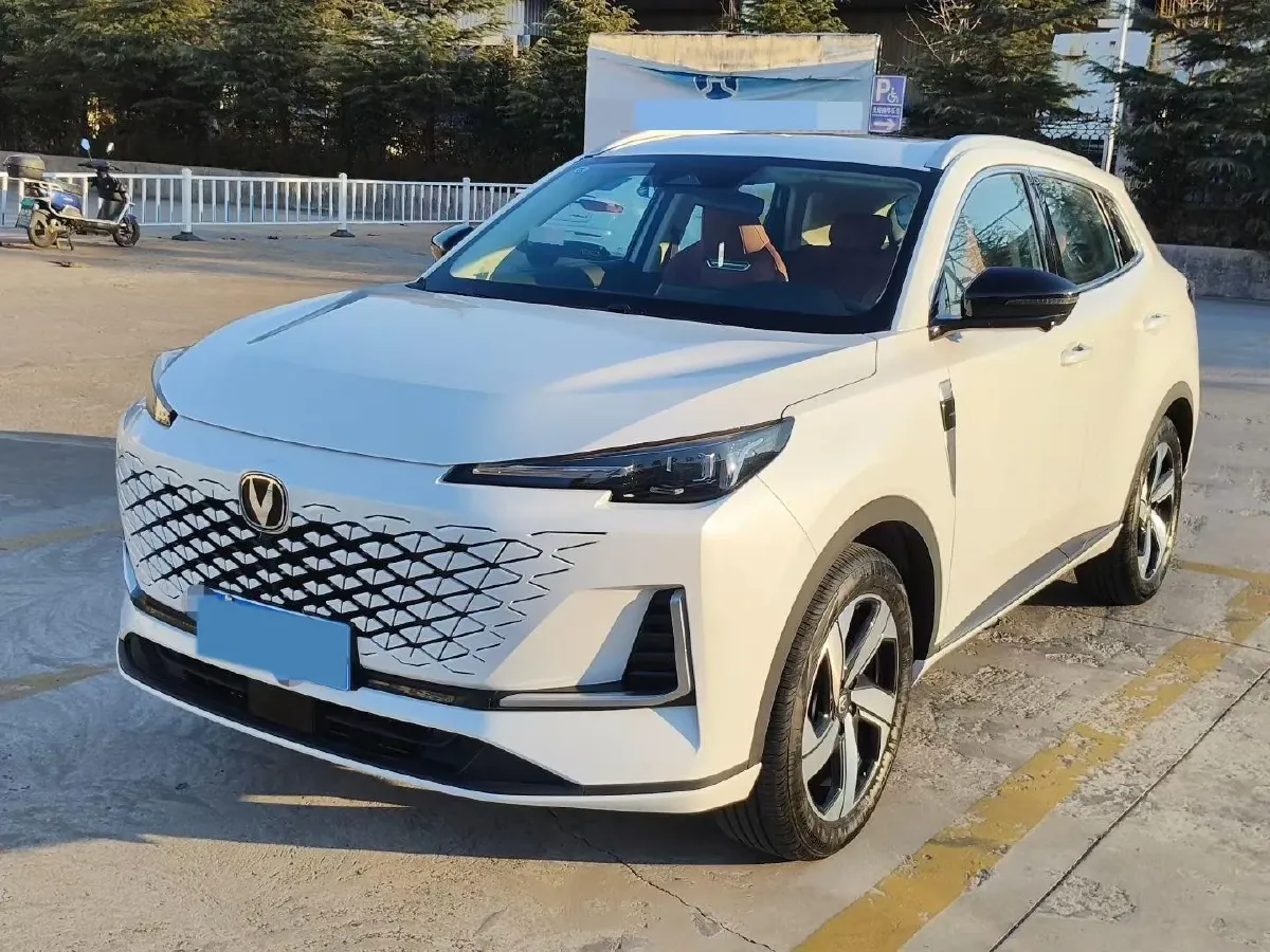 2024 ChangAn CS55 Plus 1.5T 188HP L4 7DCT,autocango,china used car exporter,china ev exporter,chinese used car exporter,chinese used ev exporter