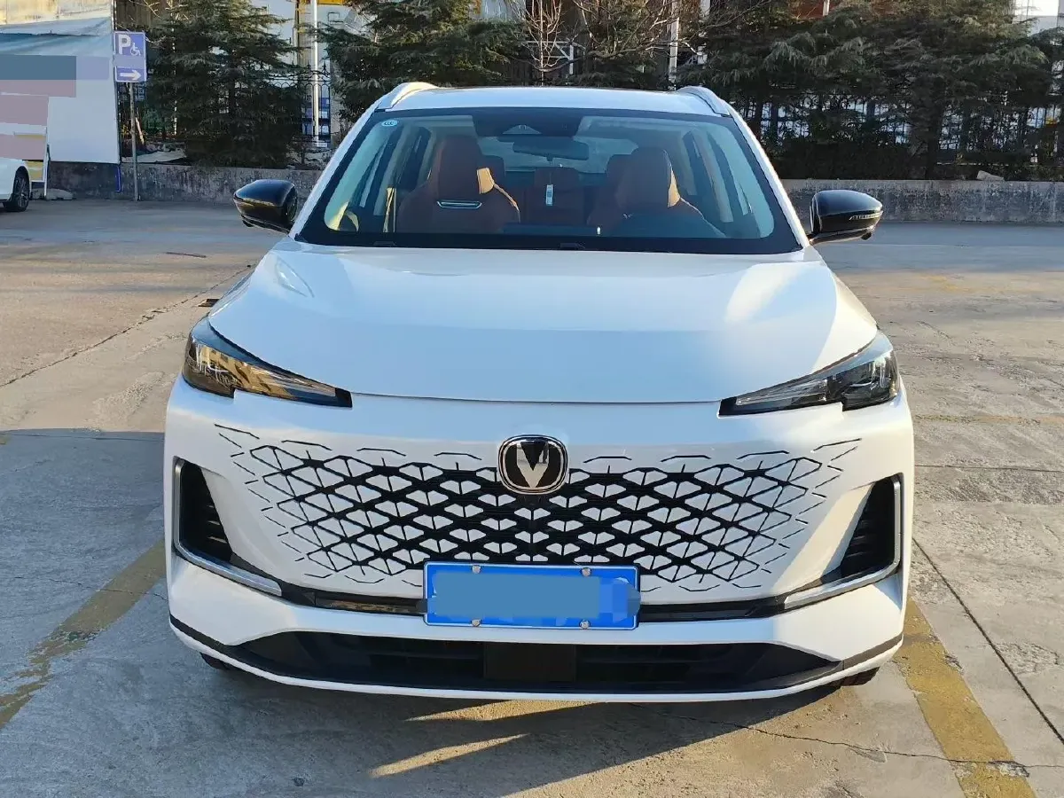 2024 ChangAn CS55 Plus 1.5T 188HP L4 7DCT,autocango,china used car exporter,china ev exporter,chinese used car exporter,chinese used ev exporter