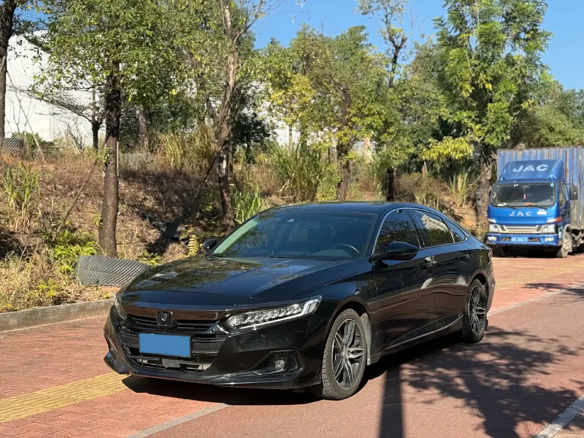 2022 Honda Accord 1.5T 194HP L4 CVT