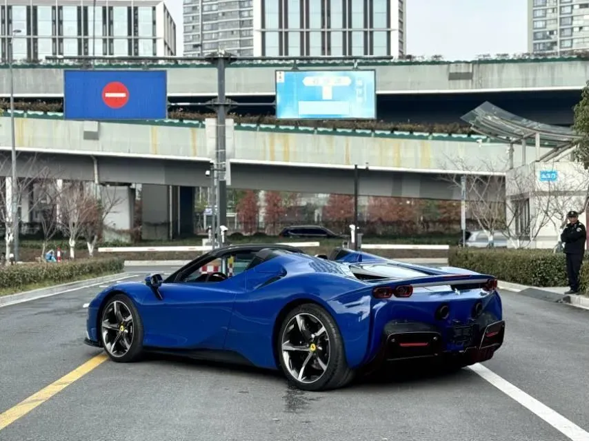 2020 Ferrari SF90 3.9T 781HP V8 8DCT PHEV 7.9KWH,autocango,china used car exporter,china ev exporter,chinese used car exporter,chinese used ev exporter