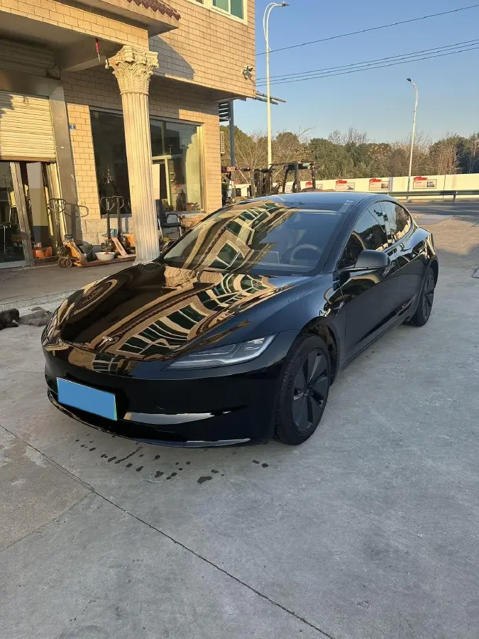 2023 HYPTEC GT BEV 80KWH