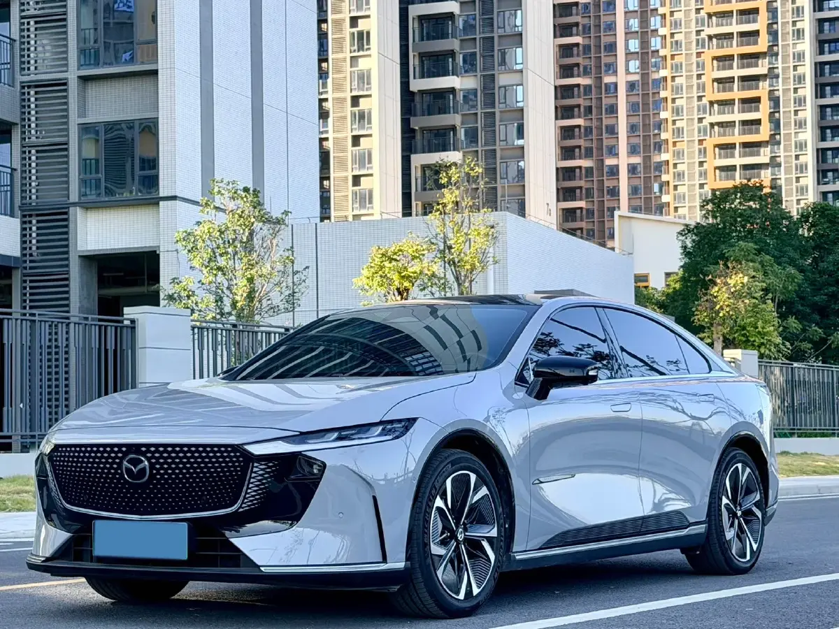 2024 Mazda EZ-6 BEV 68.8KWH