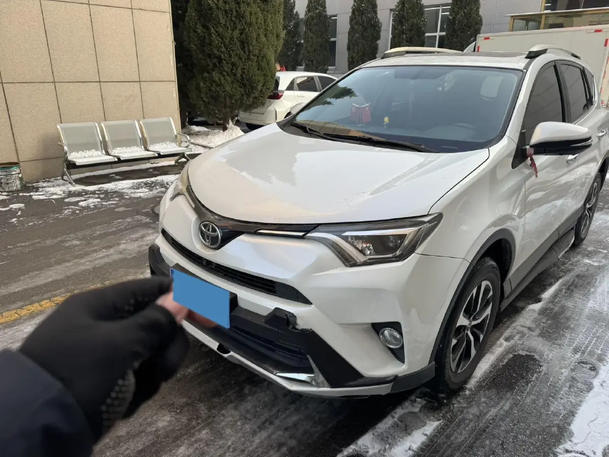 2016 Mitsubishi Outlander 2.0L 150HP L4 CVT