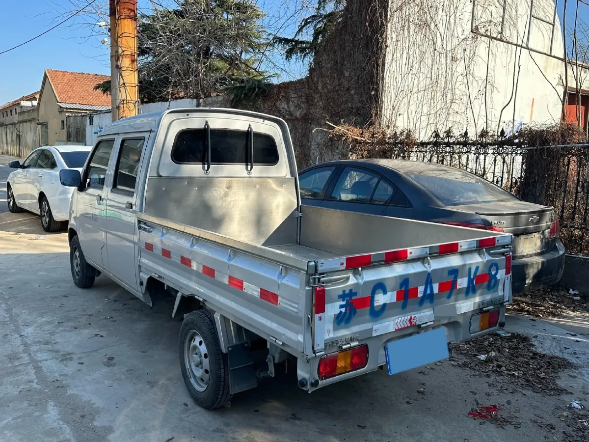 2023 WuLing ZhiGuang Mini Truck 1.5L 102HP L4 5MT,autocango,china used car exporter,china ev exporter,chinese used car exporter,chinese used ev exporter
