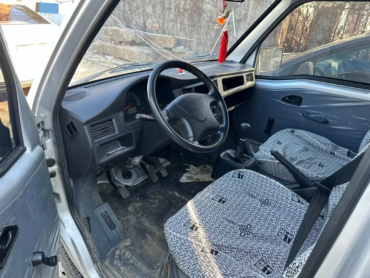 2023 WuLing ZhiGuang Mini Truck 1.5L 102HP L4 5MT,autocango,china used car exporter,china ev exporter,chinese used car exporter,chinese used ev exporter