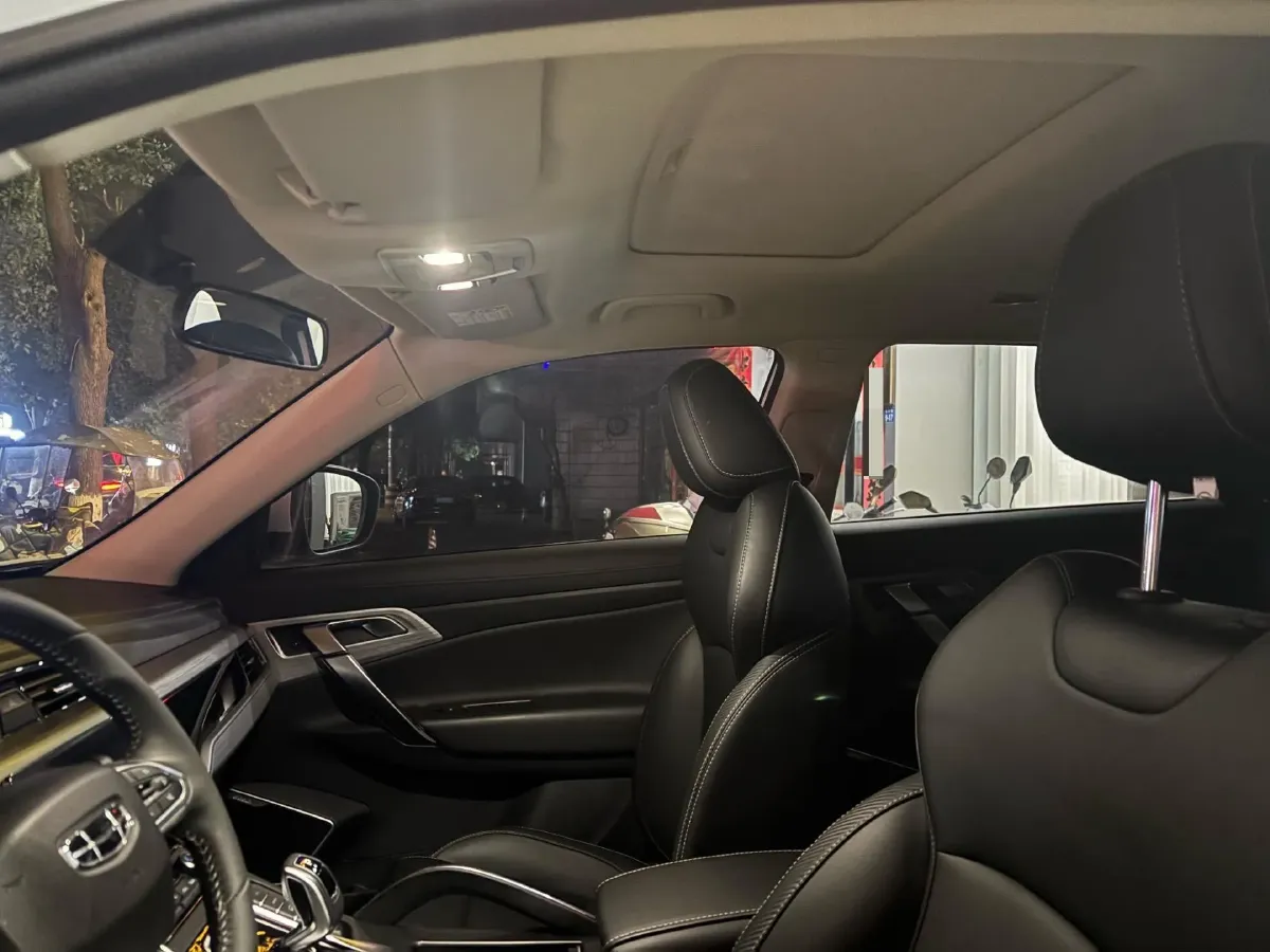 2020 Roewe i6 1.5T 169HP L4 7DCT,autocango,china used car exporter,china ev exporter,chinese used car exporter,chinese used ev exporter