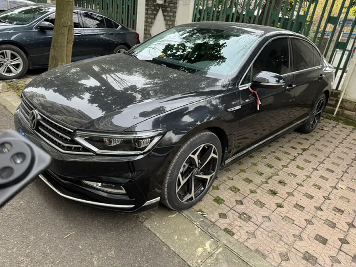 2023 Volkswagen Magotan 2.0T 186HP L4 7DCT