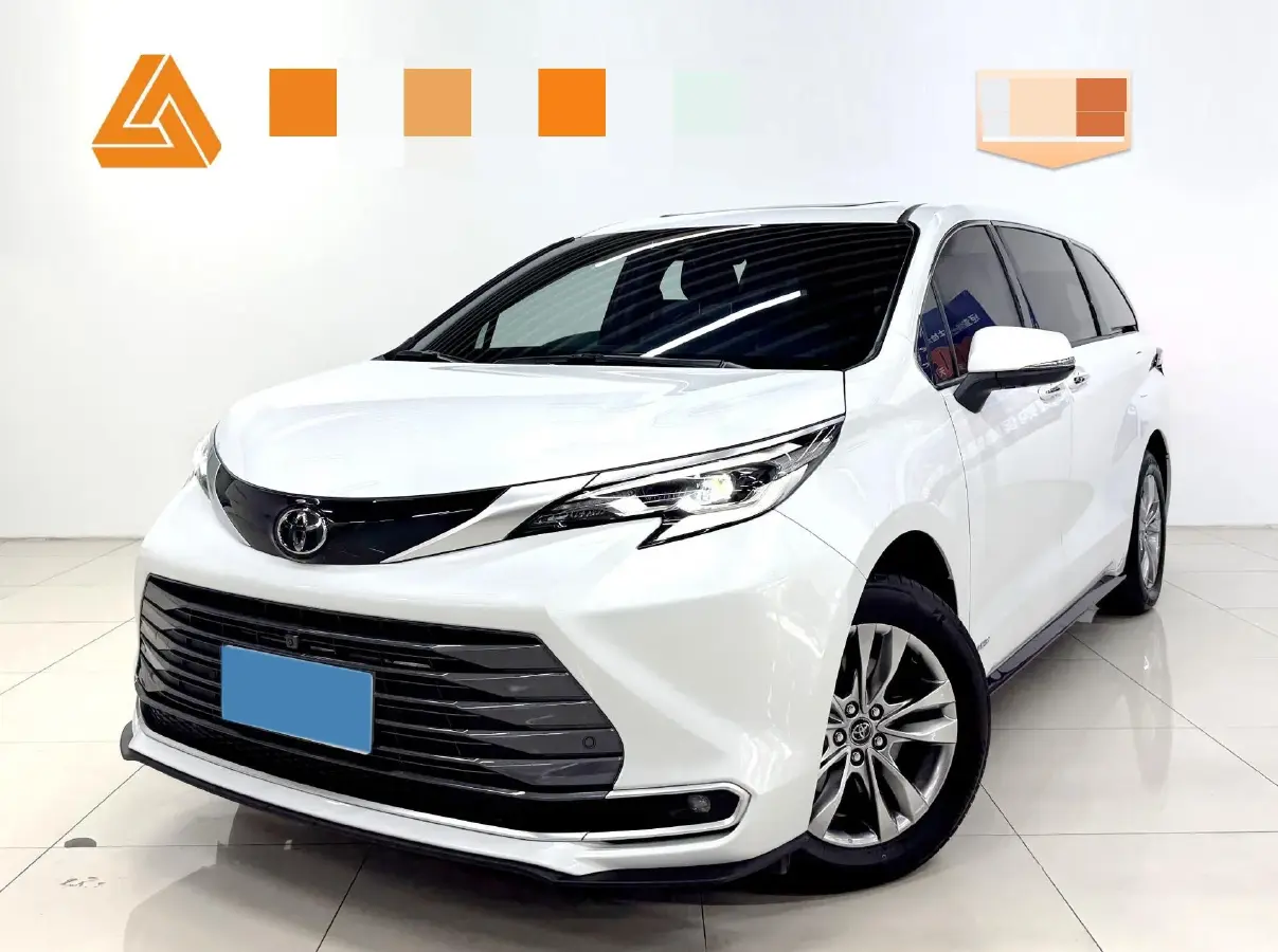 2024 Toyota Sienna 2.5L 189HP L4 E-CVT Hybrid
