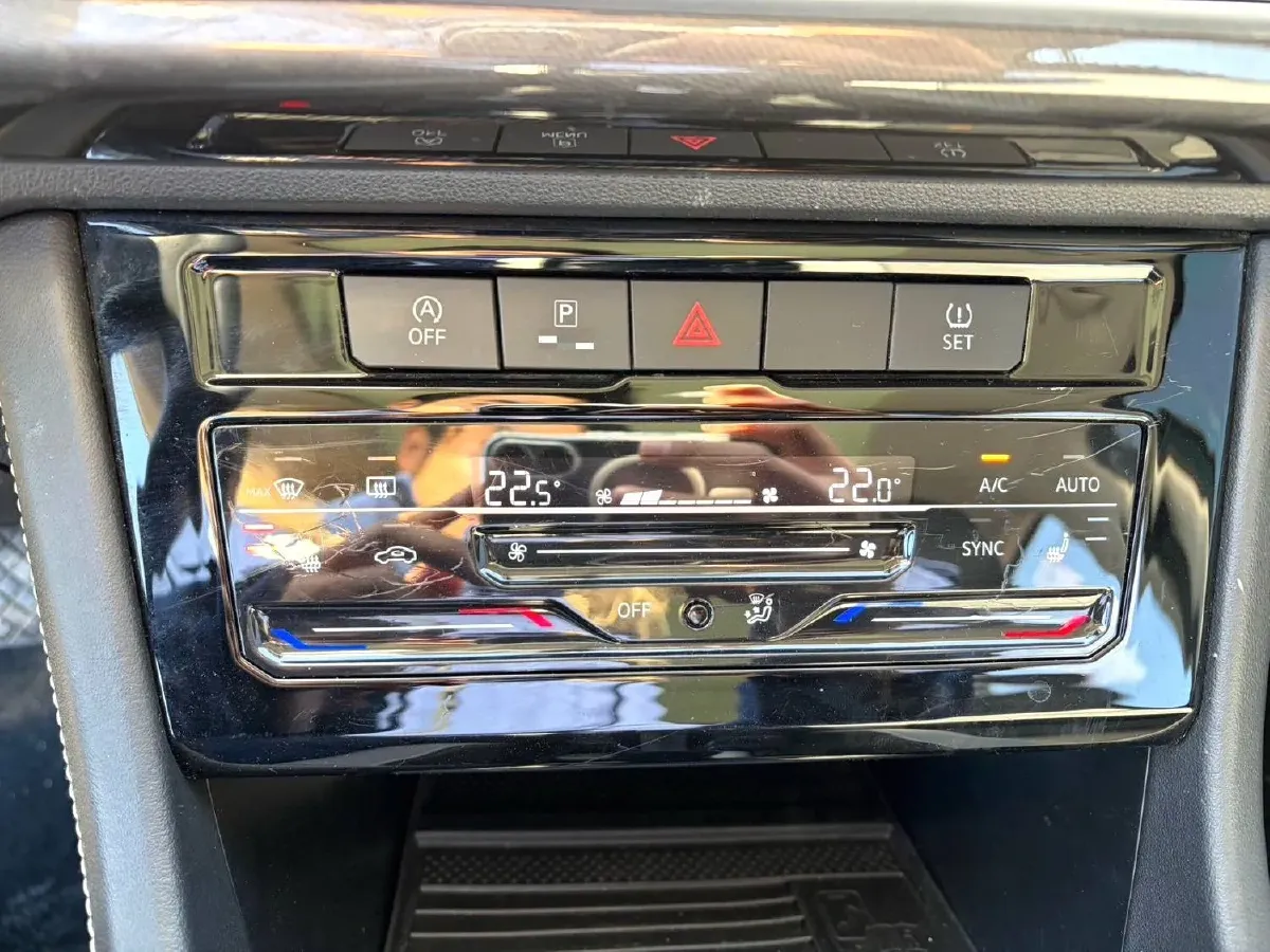 2023 Jetta VS7 1.4T 150HP L4 6AT,autocango,china used car exporter,china ev exporter,chinese used car exporter,chinese used ev exporter