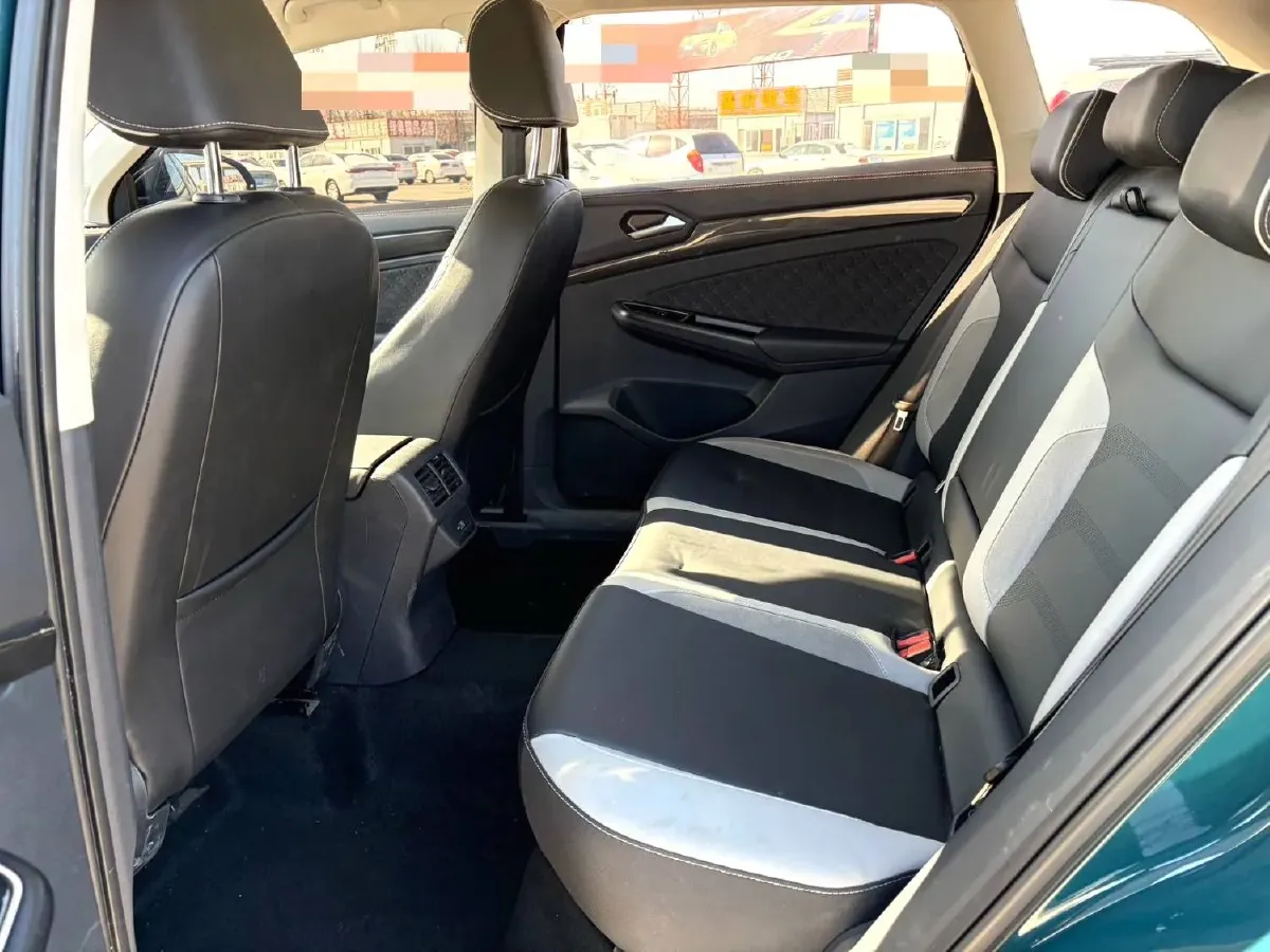 2023 Jetta VS7 1.4T 150HP L4 6AT,autocango,china used car exporter,china ev exporter,chinese used car exporter,chinese used ev exporter