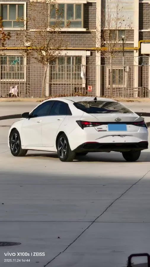 2021 Hyundai Elantra 1.5L 115HP L4 CVT,autocango,china used car exporter,china ev exporter,chinese used car exporter,chinese used ev exporter