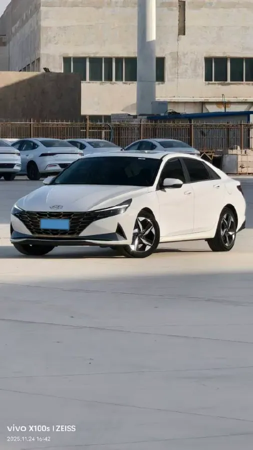 2021 Hyundai Elantra 1.5L 115HP L4 CVT,autocango,china used car exporter,china ev exporter,chinese used car exporter,chinese used ev exporter