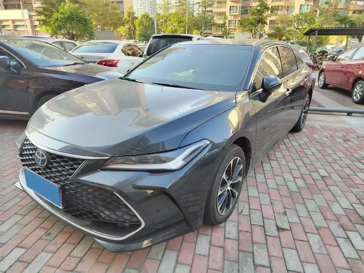 2022 Toyota Avalon 2.5L 209HP L4 8AT