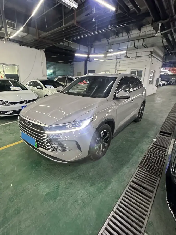 2025 BYD Sea Lion 05 DM-i 1.5L 101HP L4 E-CVT PHEV 18.3KWH