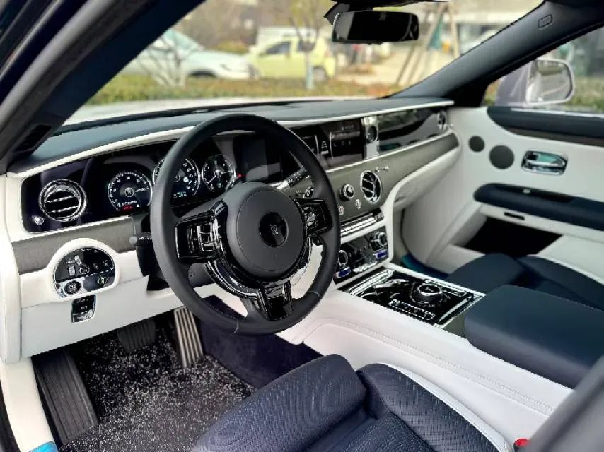 2021 Rolls-Royce Ghost 6.7T 571HP V12 8AT,autocango,china used car exporter,china ev exporter,chinese used car exporter,chinese used ev exporter