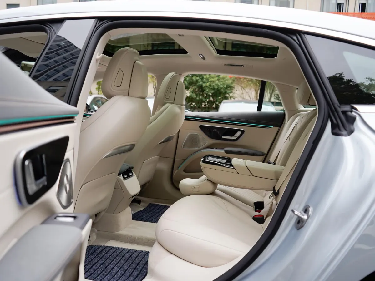 2022 Mercedes-Benz EQS Class BEV 111.8KWH,autocango,china used car exporter,china ev exporter,chinese used car exporter,chinese used ev exporter