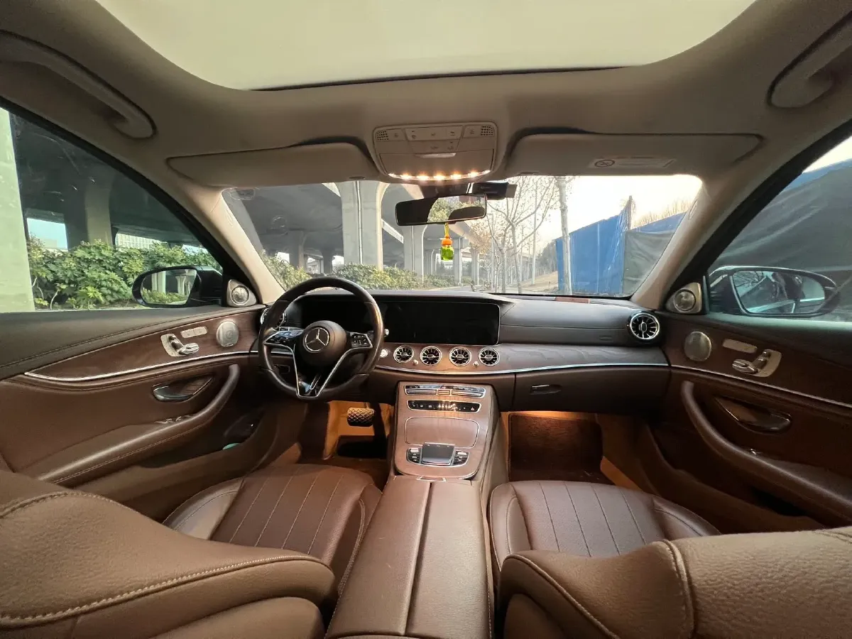 2022 Mercedes-Benz E Class 2.0T 258HP L4 9AT,autocango,china used car exporter,china ev exporter,chinese used car exporter,chinese used ev exporter