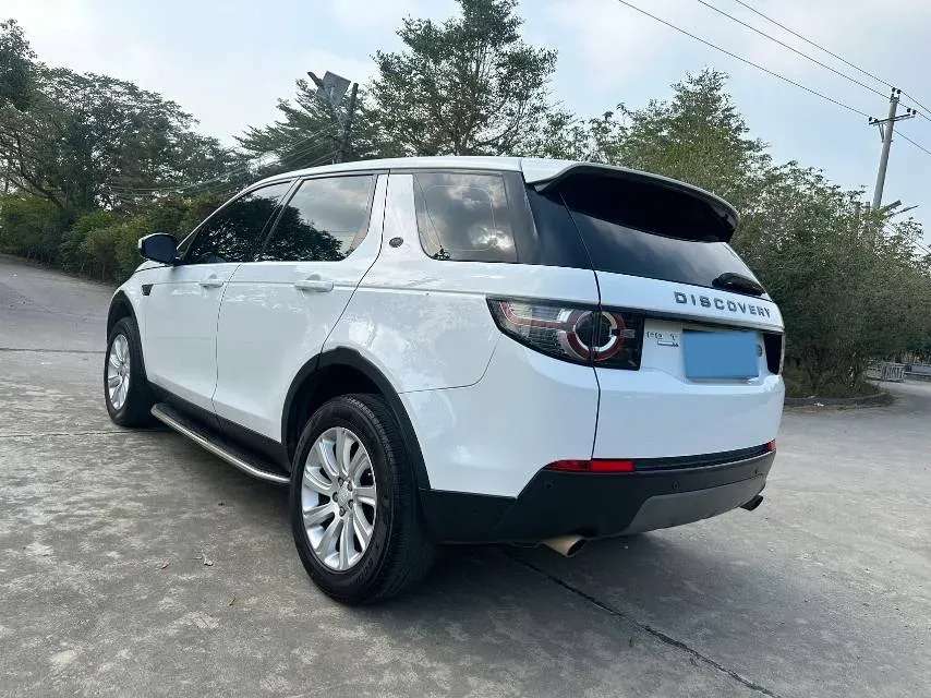 2017 Land Rover Discovery Sport 2.0T 241HP L4 9AT,autocango,china used car exporter,china ev exporter,chinese used car exporter,chinese used ev exporter