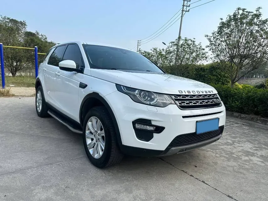 2017 Land Rover Discovery Sport 2.0T 241HP L4 9AT,autocango,china used car exporter,china ev exporter,chinese used car exporter,chinese used ev exporter