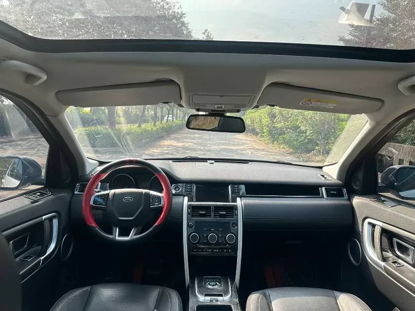 2017 Land Rover Discovery Sport 2.0T 241HP L4 9AT,autocango,china used car exporter,china ev exporter,chinese used car exporter,chinese used ev exporter