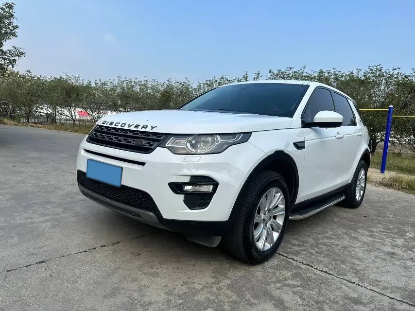 2017 Land Rover Discovery Sport 2.0T 241HP L4 9AT,autocango,china used car exporter,china ev exporter,chinese used car exporter,chinese used ev exporter