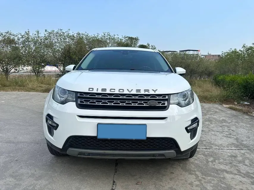 2017 Land Rover Discovery Sport 2.0T 241HP L4 9AT,autocango,china used car exporter,china ev exporter,chinese used car exporter,chinese used ev exporter