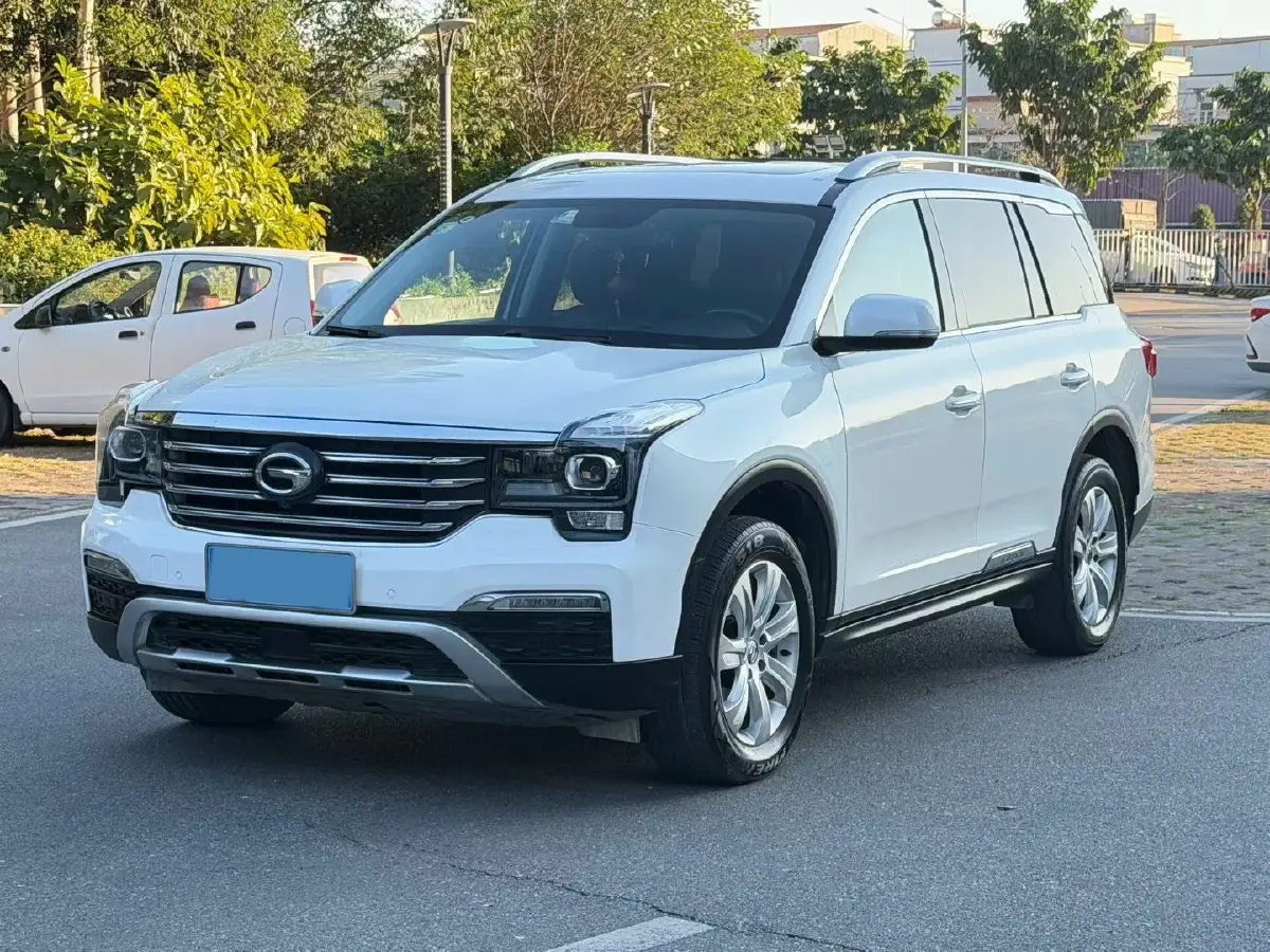 2017 GAC Trumpchi GS8 2.0T 201HP L4 6AT
