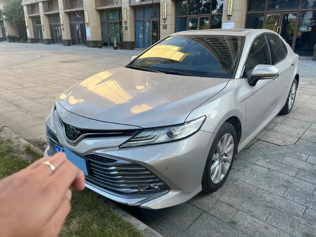 2019 Toyota Camry 2.0L 178HP L4 CVT