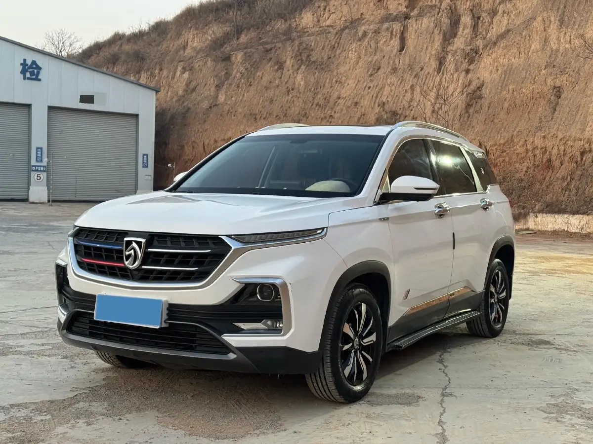 2018 BaoJun 530 1.5T 150HP L4 6DCT