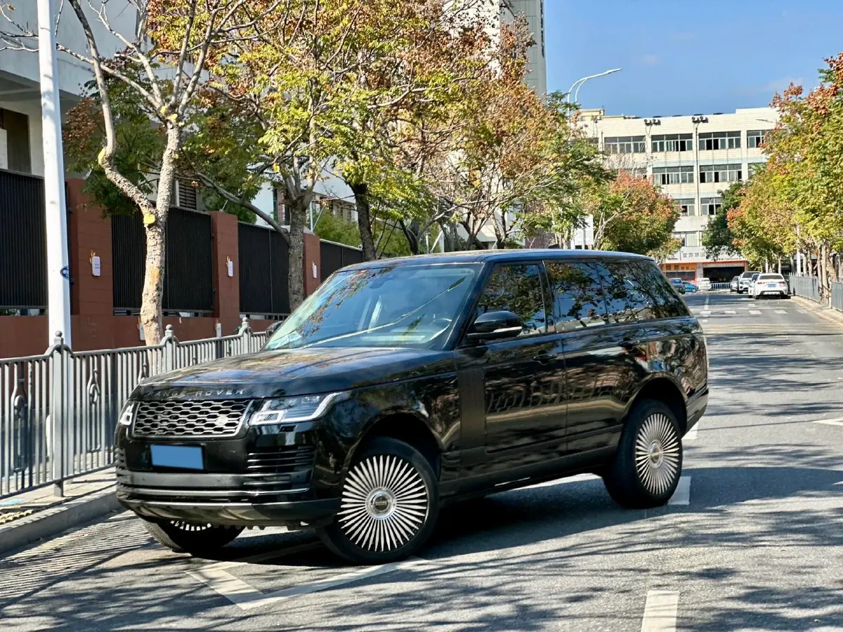 2020 Land Rover Range Rover 3.0T 360HP L6 8AT
