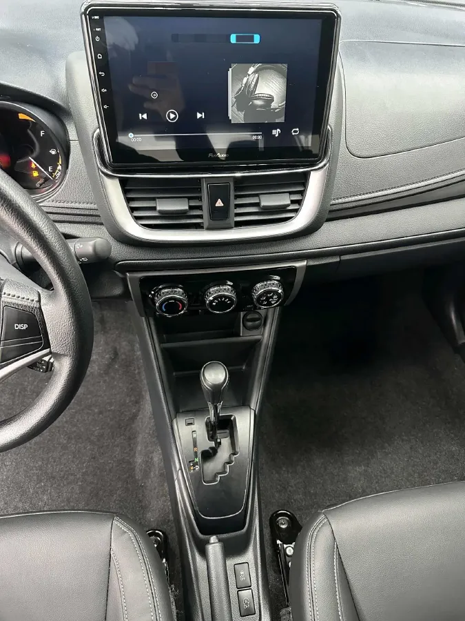 2022 Toyota Yaris L 1.5L 112HP L4 CVT,autocango,china used car exporter,china ev exporter,chinese used car exporter,chinese used ev exporter