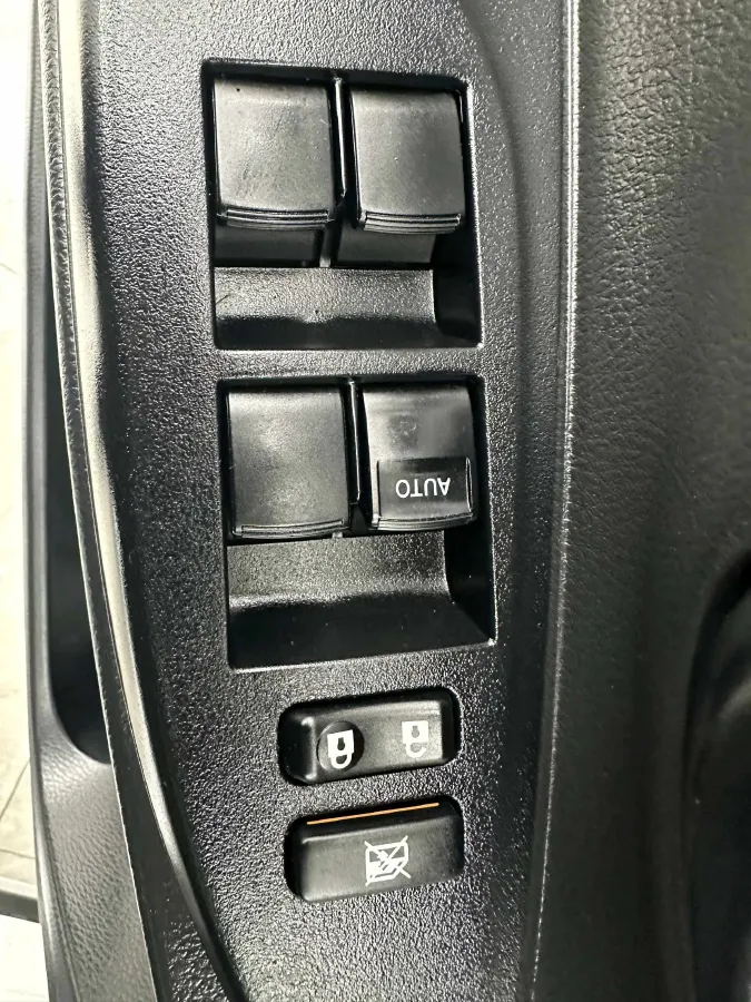 2022 Toyota Yaris L 1.5L 112HP L4 CVT,autocango,china used car exporter,china ev exporter,chinese used car exporter,chinese used ev exporter