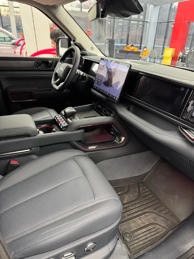 2025 FangChengBao Bao 5 1.5T 194HP L4 E-CVT PHEV 31.8KWH,autocango,china used car exporter,china ev exporter,chinese used car exporter,chinese used ev exporter