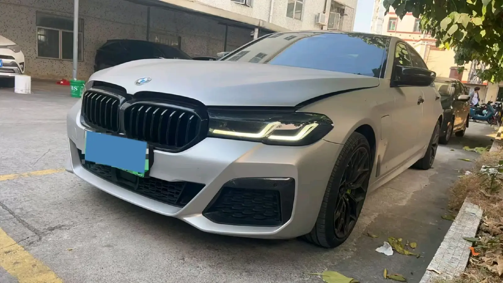 2021 BMW 5 Series 2.0T 184HP L4 8AT PHEV 17.7KWH