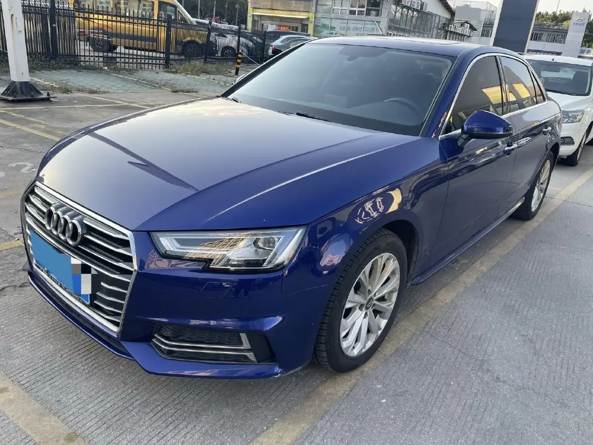 2019 Audi A4L 2.0T 190HP L4 7DCT