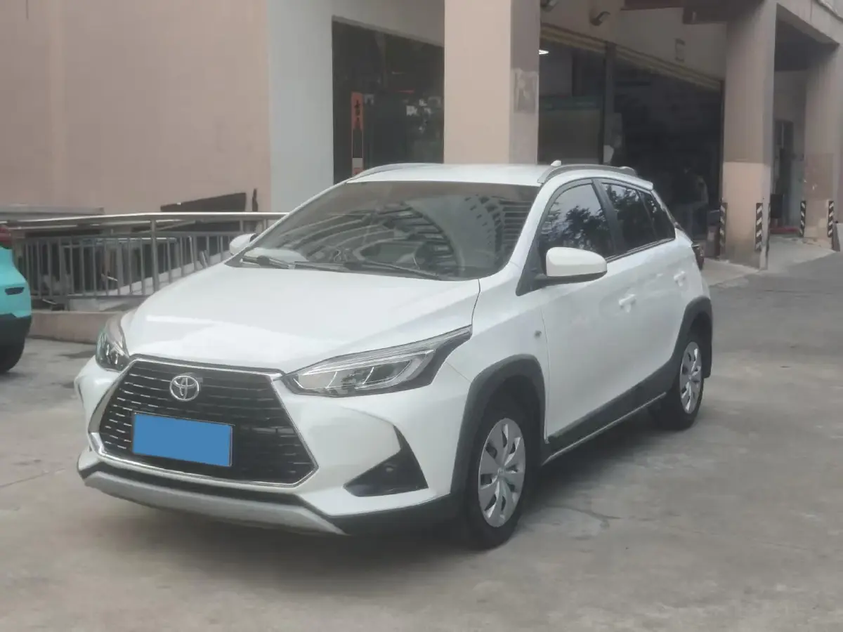 2022 Toyota Yaris L 1.5L 112HP L4 CVT