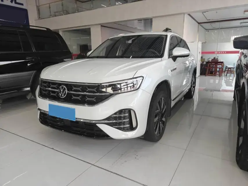 2024 Volkswagen Tayron 2.0T 186HP L4 7DCT