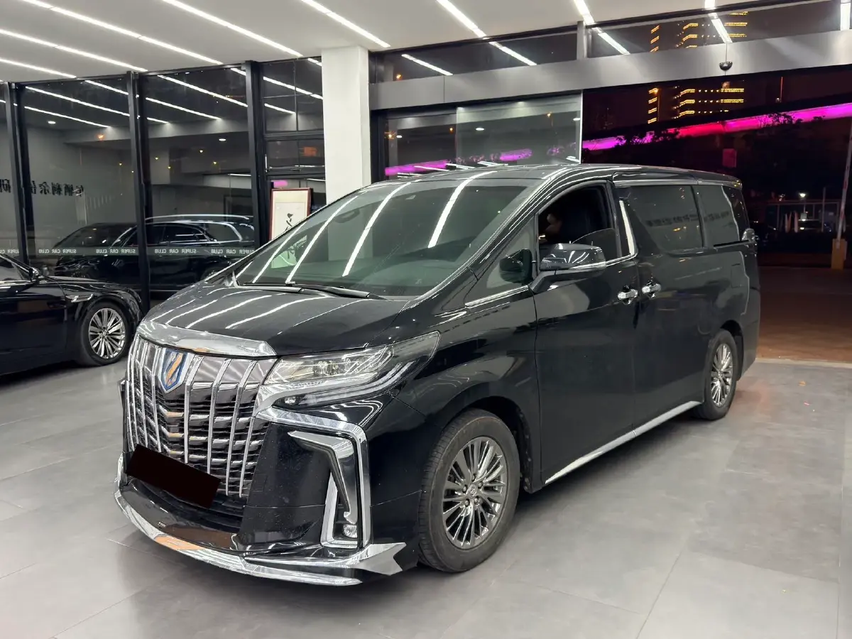 2023 Toyota Vellfire 2.5L 117HP L4 E-CVT Hybrid
