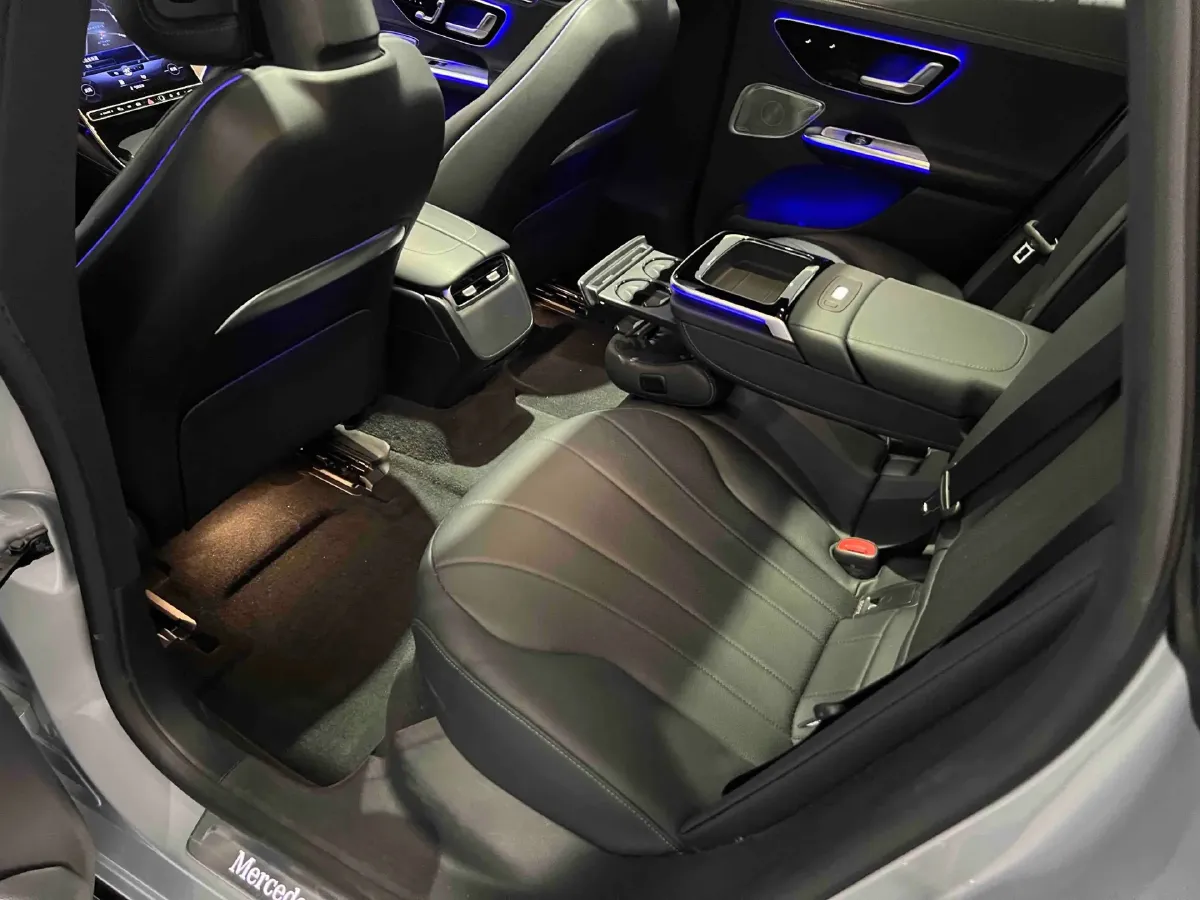 2022 Mercedes-Benz EQE Class BEV 96.1KWH,autocango,china used car exporter,china ev exporter,chinese used car exporter,chinese used ev exporter