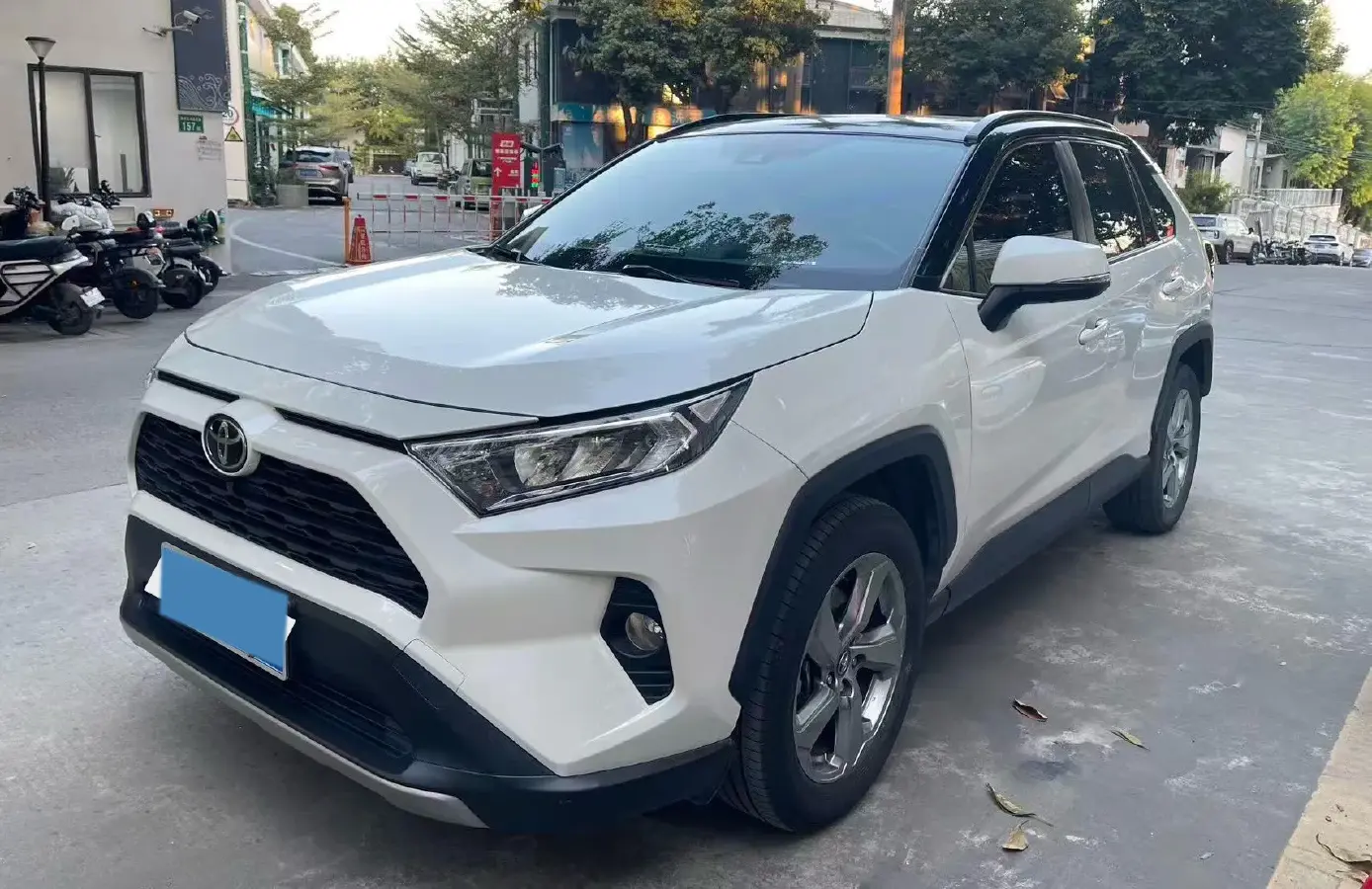 2020 Toyota RAV4 2.0L 171HP L4 CVT
