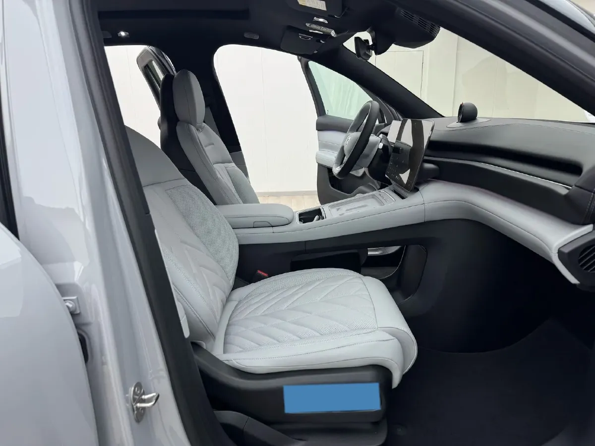 2025 Ford TransitT8 2.3T 174HP L4 8AT,autocango,china used car exporter,china ev exporter,chinese used car exporter,chinese used ev exporter