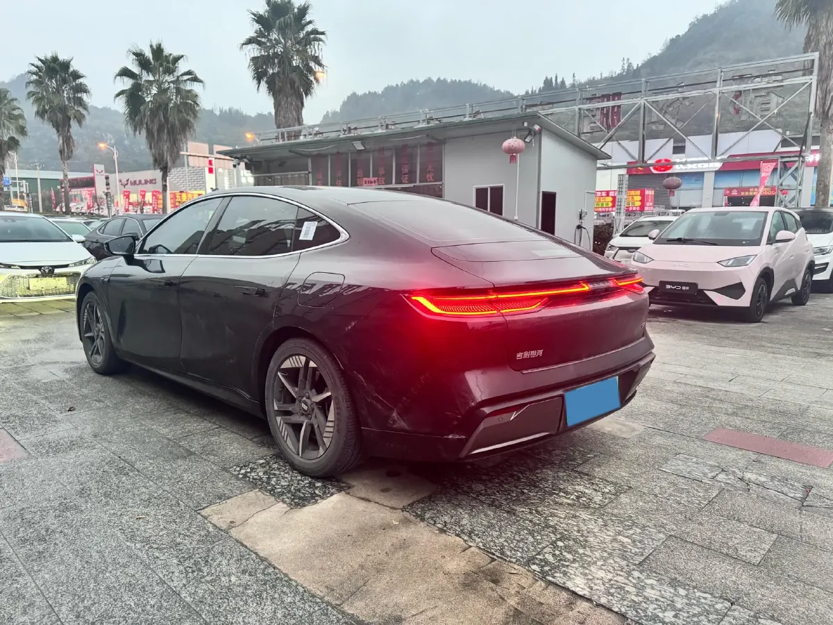 2024 Geely Galaxy E8 BEV 62KWH,autocango,china used car exporter,china ev exporter,chinese used car exporter,chinese used ev exporter