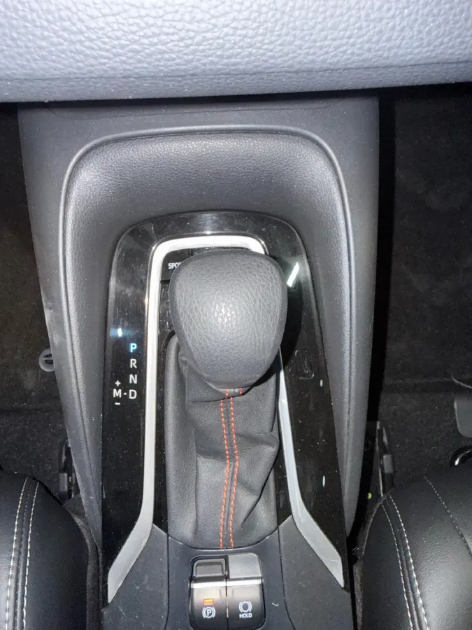 2021 Toyota Corolla 1.2T 116HP L4 CVT,autocango,china used car exporter,china ev exporter,chinese used car exporter,chinese used ev exporter