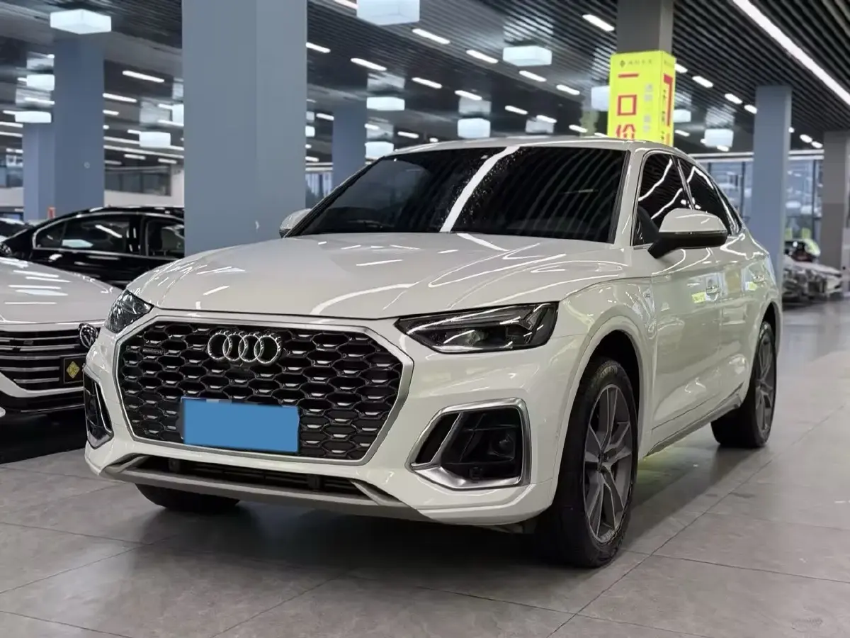 2022 Audi Q5L Sportback 2.0T 190HP L4 7DCT